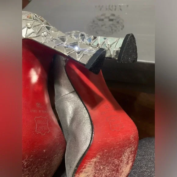 Christian Louboutin mirrored heels. - Picture 8 of 8